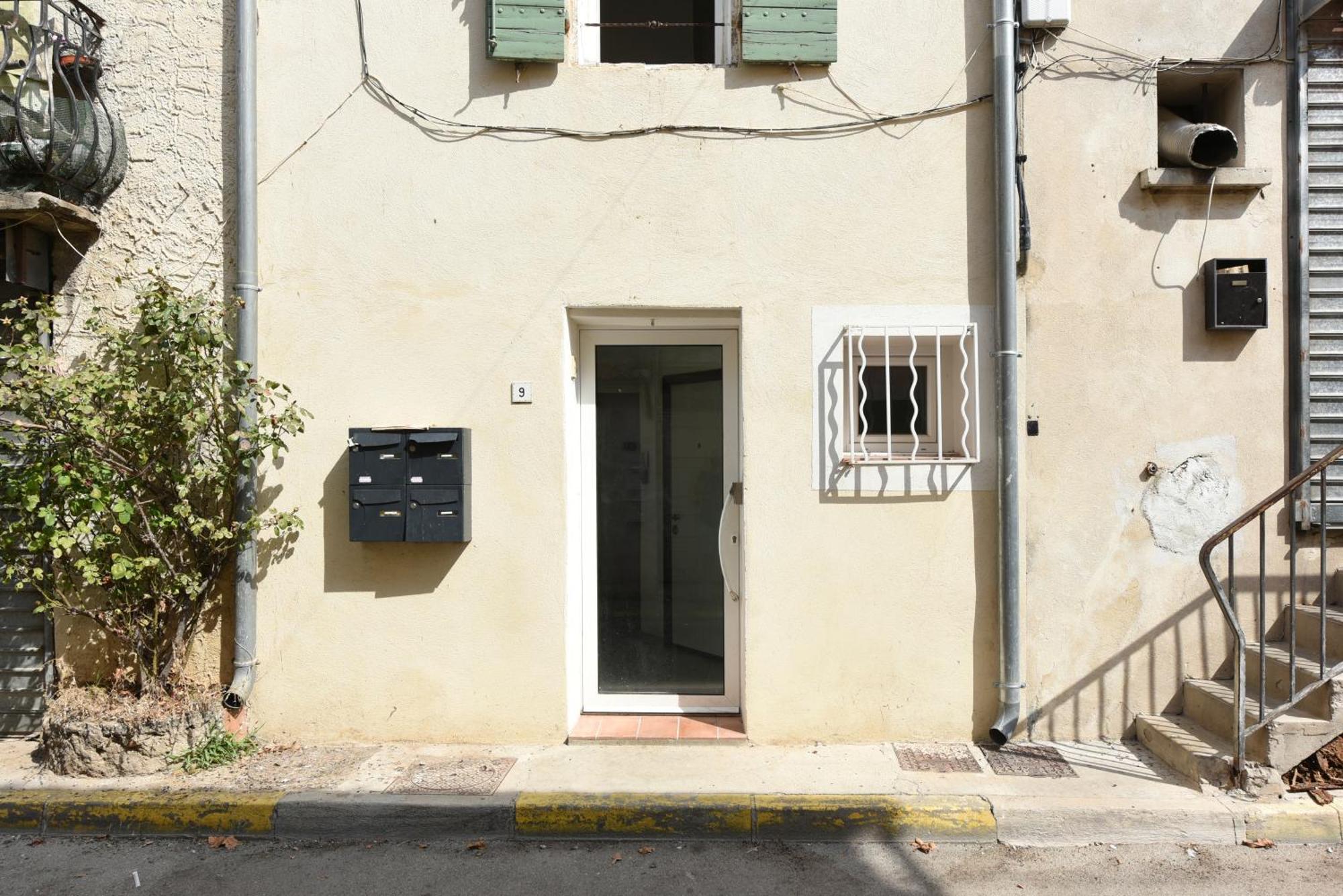 Studio Garrigue La Fare-les-Oliviers 外观 照片